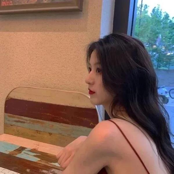 少妇多愁